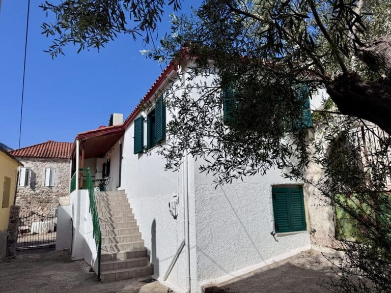 Cosineshouse holiday house in Leonidio Greece